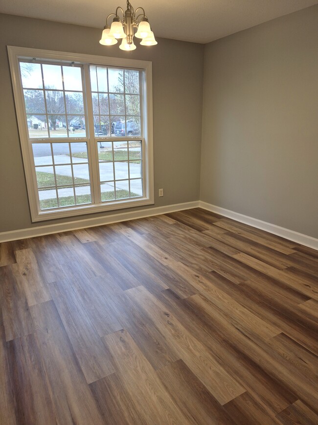 Photo - 3931 Lillian Guest Cir