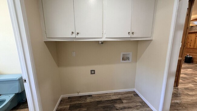 Photo - 54141 Pine Crest Ave