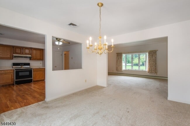 Photo - 14 Hinchman Ave