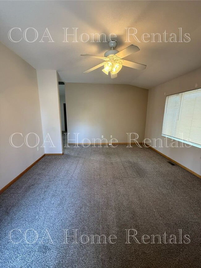 Photo - Great West Side Neighborhood