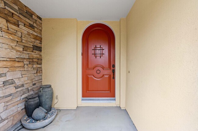 Photo - Spacious 3 Bedroom, 3 Bathroom Home with P...