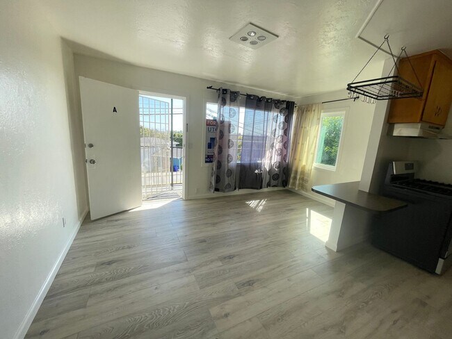 Photo - 2004 149th Ave Unidad A