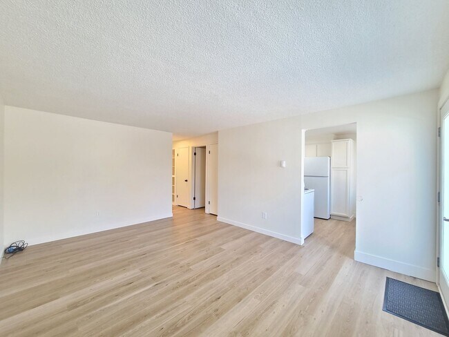 Photo - 2021-2023 N Astor Unit 2021