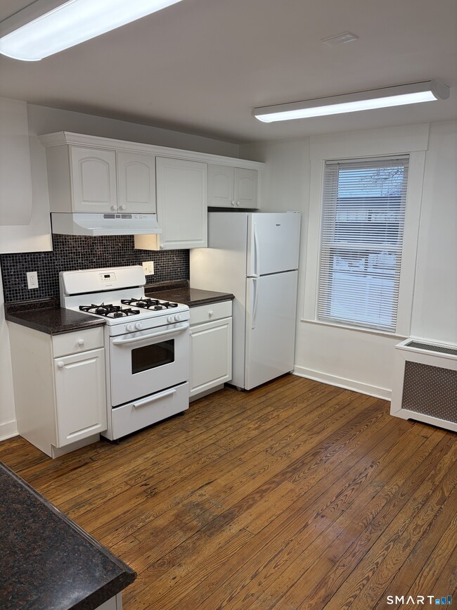 Photo - 973 State St Unit 1