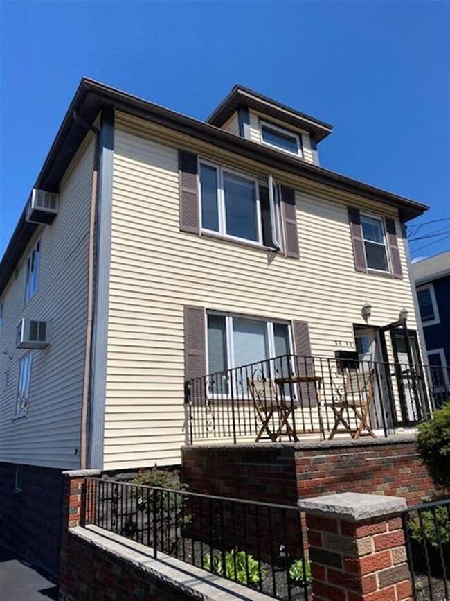 Building Photo - 53 Farragut Ave Unit 1