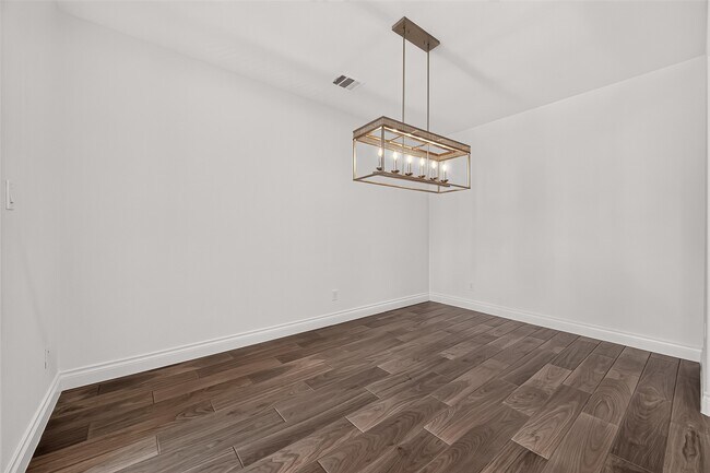 Photo - 25109 Pinebrook Grove Ln