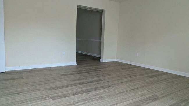 Photo - Charming 3 Bed And 1.5 Bath Townhome In Georgetown South