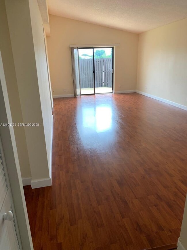 Photo - 15292 SW 46th Ln