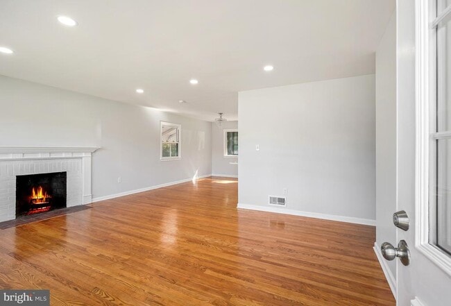 Photo - 11309 Cherry Hill Rd