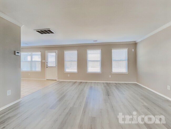 Photo - 17235 Hawks Landing Dr