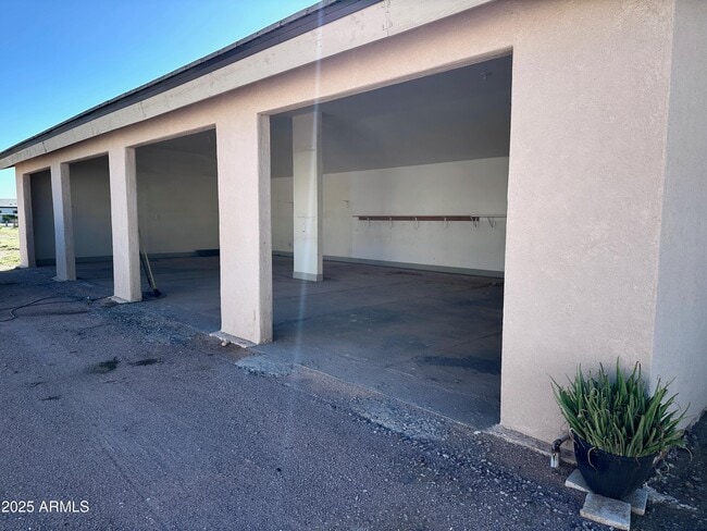 Photo - 1527 E Germann Rd