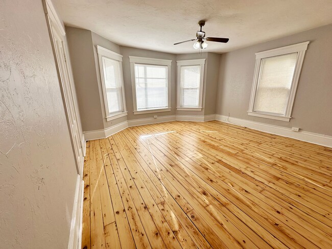 Photo - 38 Oriole St Unit 3