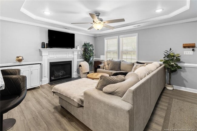 Photo - 5608 Duncan St