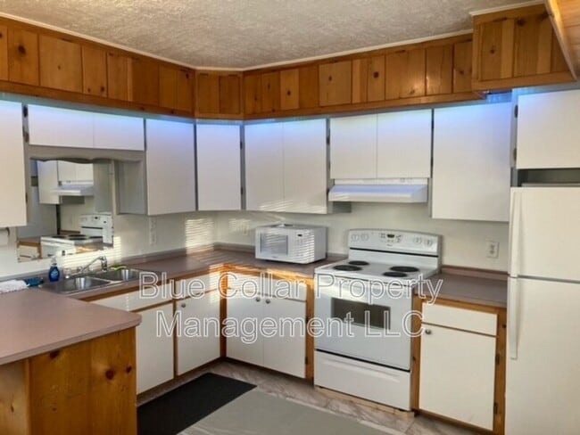 Photo - 311 Adams St