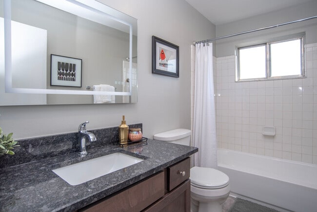 Photo - Oakfern Manor