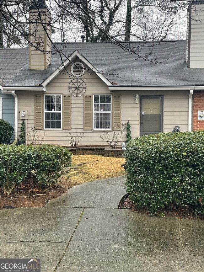 Photo - 1918 Cheatham Woods Dr SW