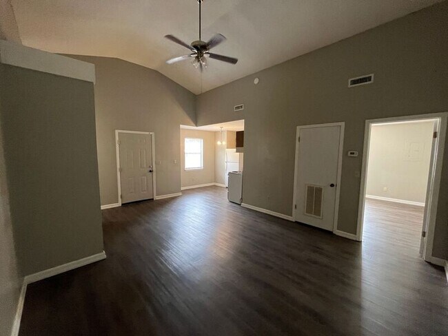 Photo - 8857 Millard Lee Ln