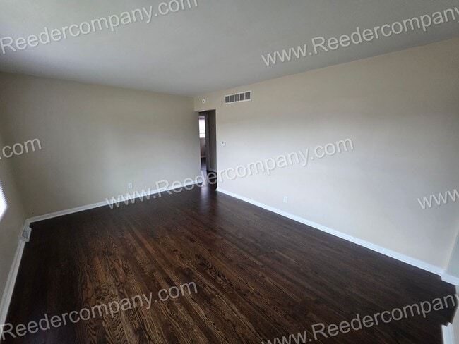 Photo - Updated 3 bedroom 1 bathroom House