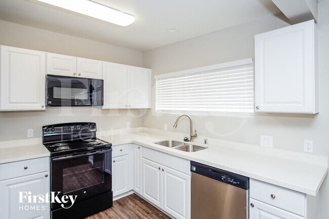 Photo - 5060 E Newton Dr