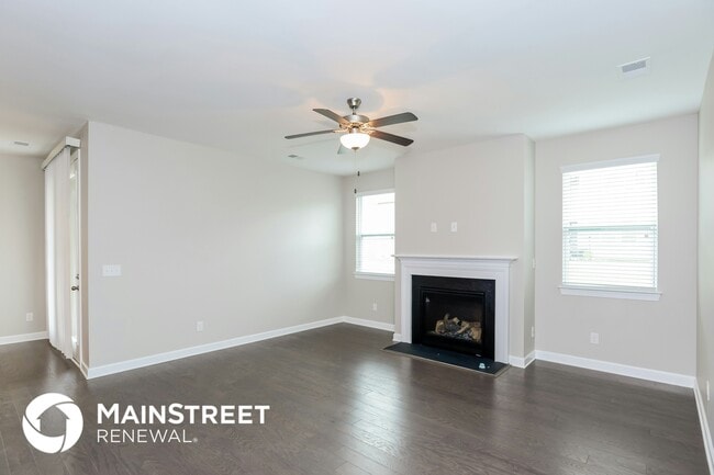 Photo - 18204 McKee Rd