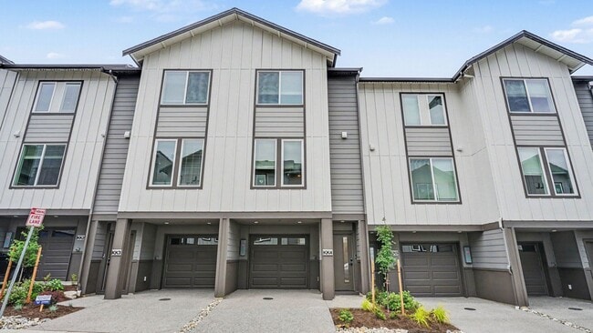 Building Photo - Brand-New Townhome at Cathcart Crossing – Modern Living in a Prime Snohomish Location - Move in R...