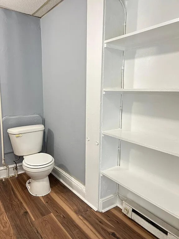 Photo - 303 W King St