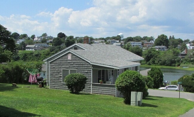 Photo - 12 Cove Rd Unit -