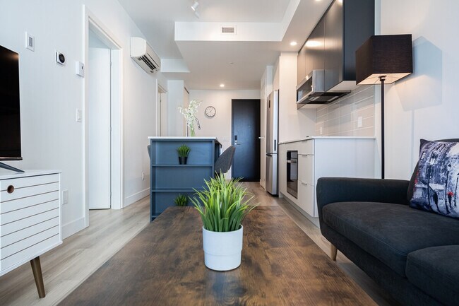 Photo - 1438 Avenue Overdale Unit SI ID1269270P