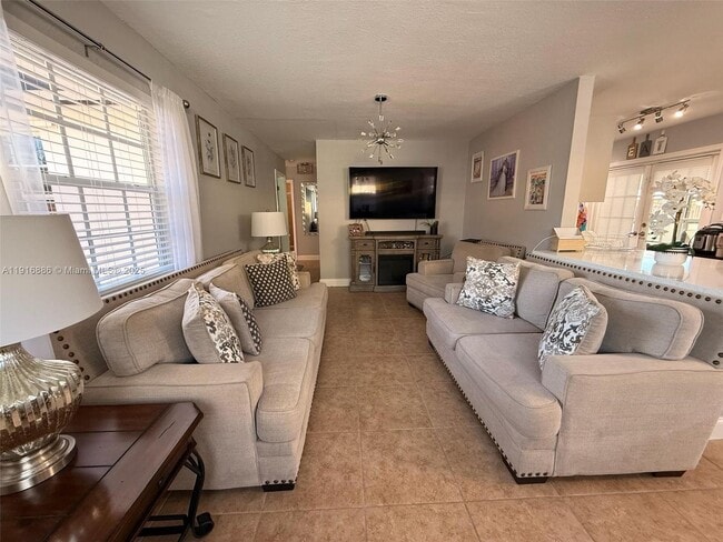 Photo - 11007 SW 3rd St Unit 11007