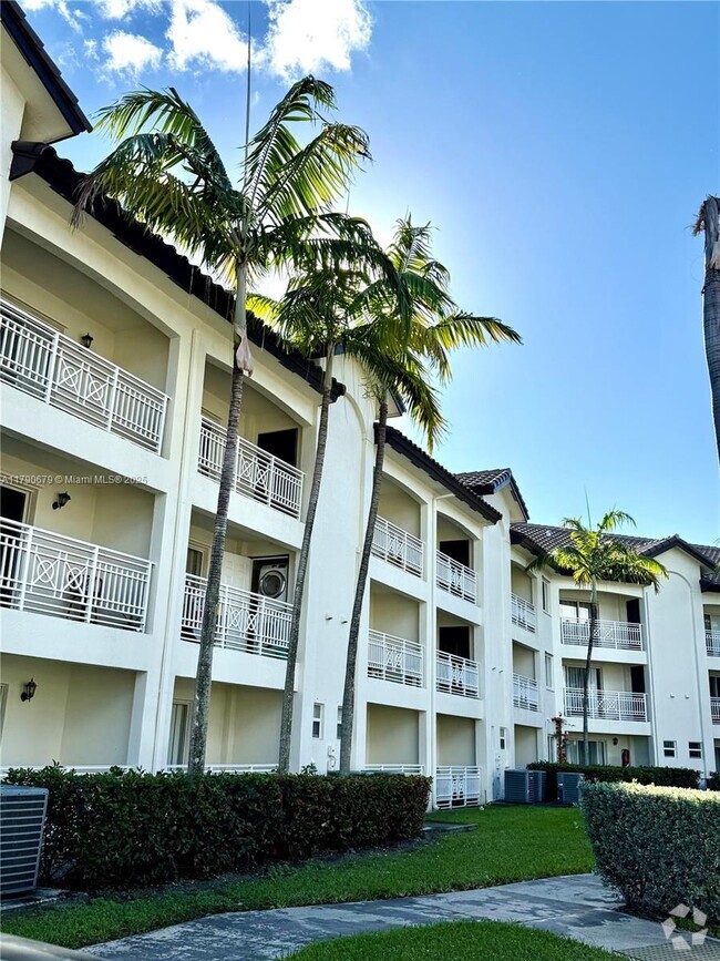 Building Photo - 8851 NW 112th Ave Unit 202 Rental