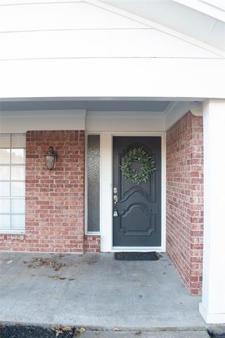 Photo - 2808 Peachtree Ln