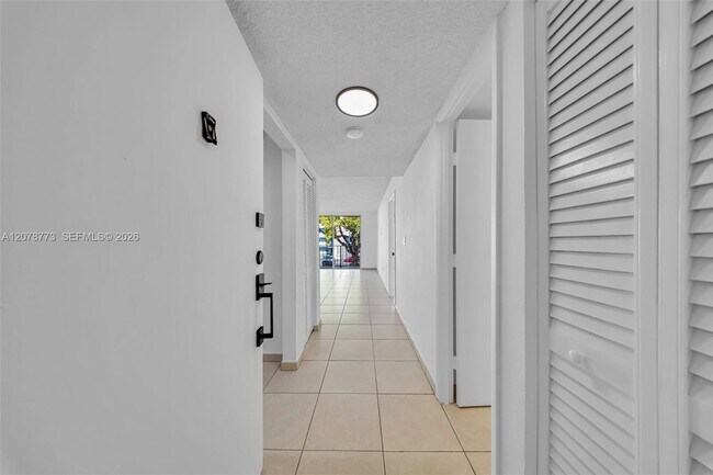 9360 Fontainebleau Blvd Unit 208