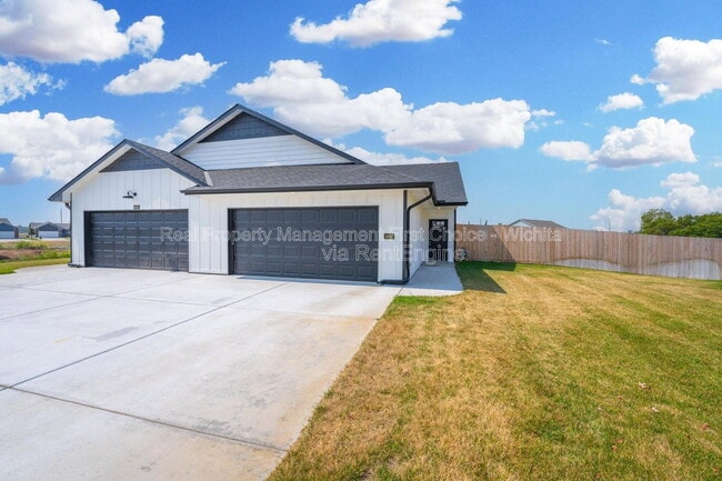 Photo - 3421 W 45th St S