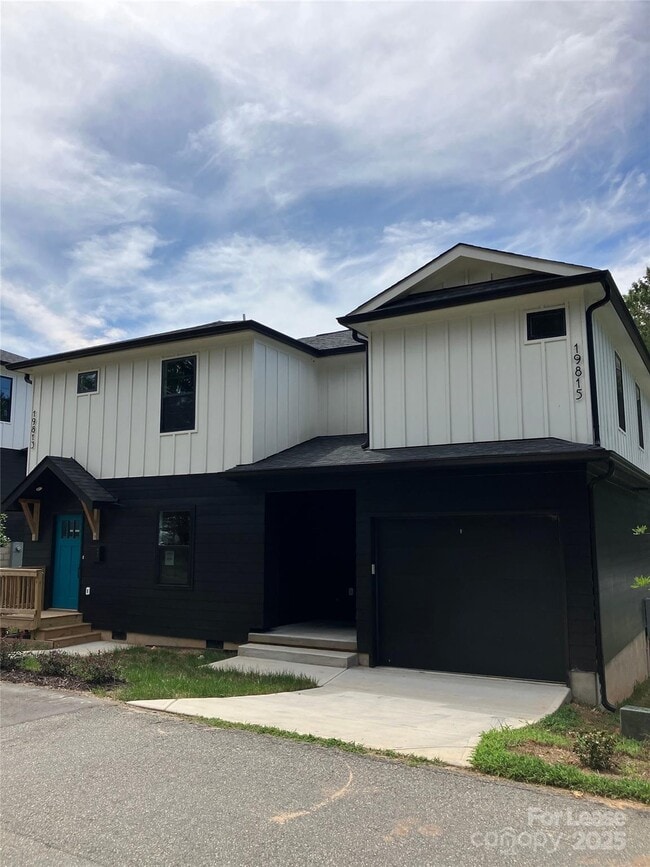 Photo - 19815 N Ferry St