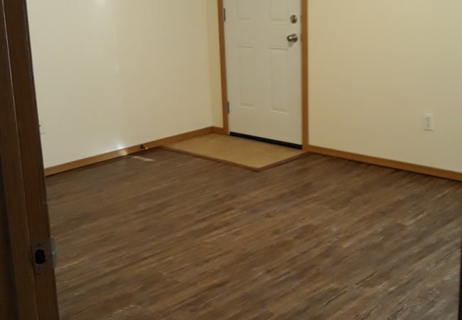 Photo - 2021 Plum Creek Ln