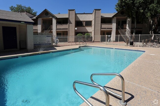 Building Photo - Brook Creek Rental