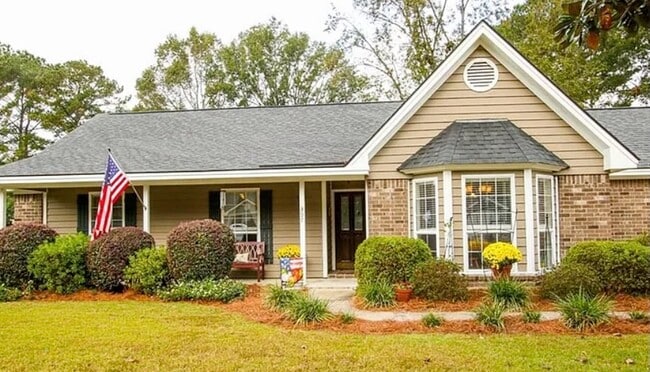 Building Photo - 397 Greenwich Dr