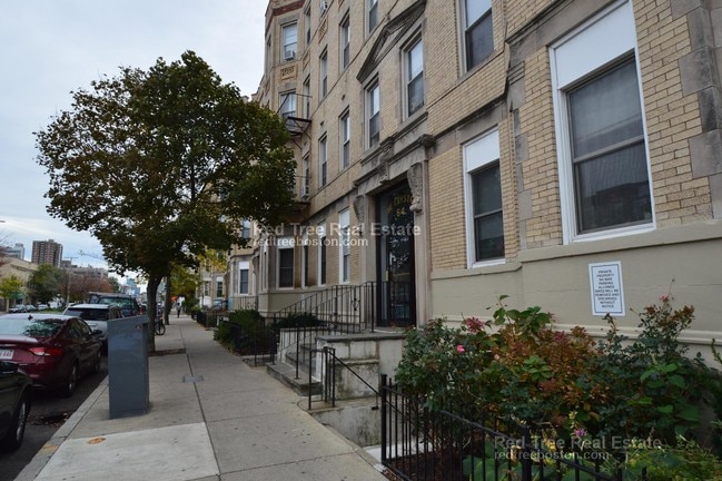 Photo - 64 Brighton Ave Unit 404