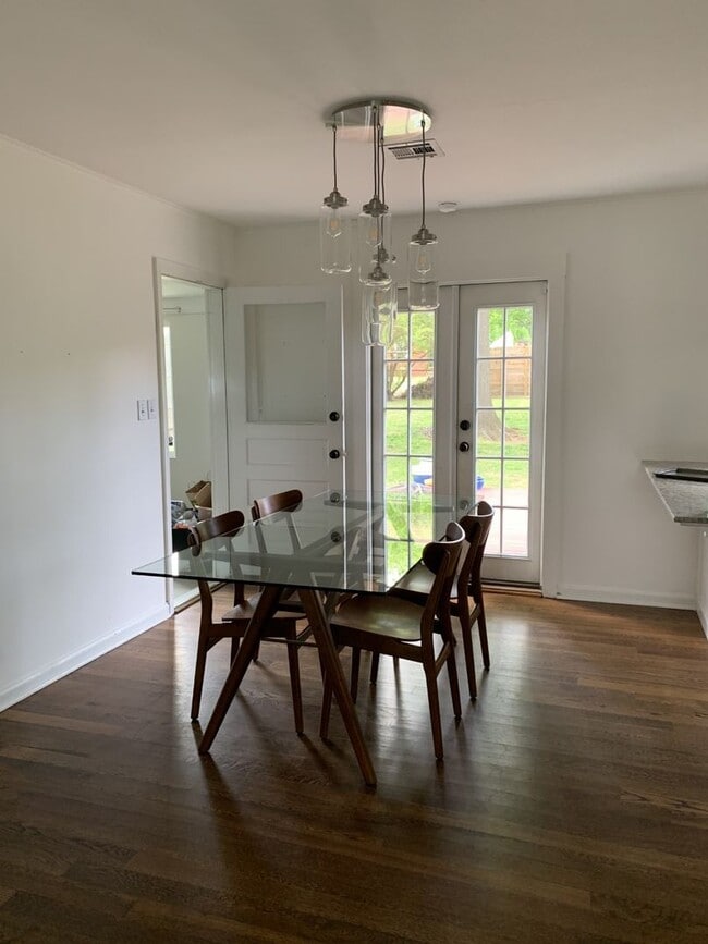 Photo - Beautiful Florence Park South home with hardwood floors throughout.