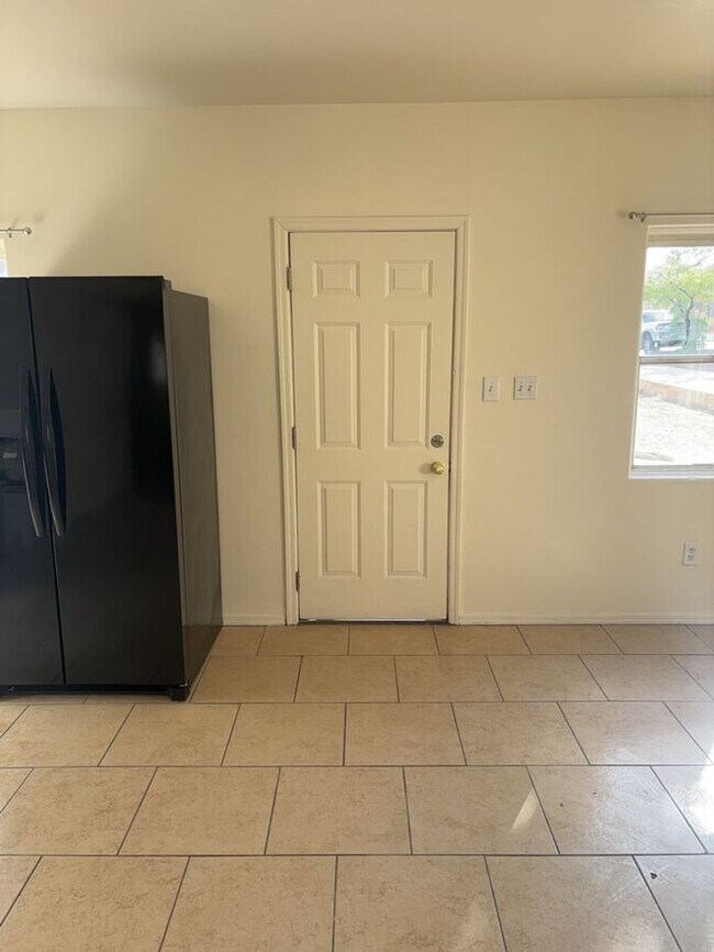 Photo - Bright, easy living at this charming 1 bed, 1 bath