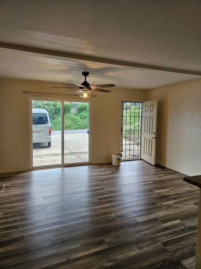 2044 Ulei Pl Unit B