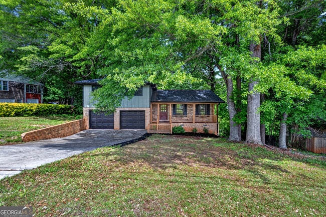 Building Photo - 2164 Riverbrook Rd