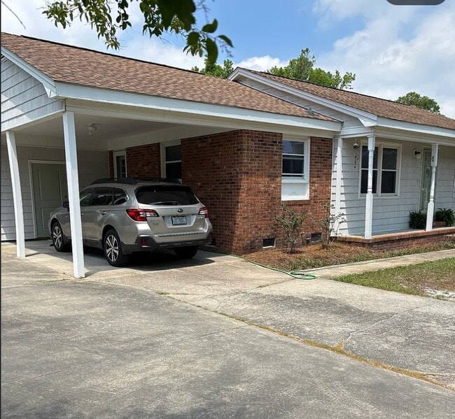 4905 College Acres Dr