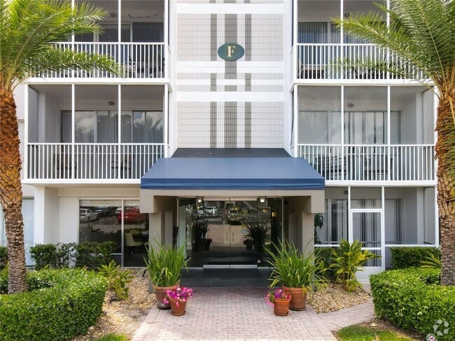 Building Photo - 1100 Delaney Ave Unit F206 Rental