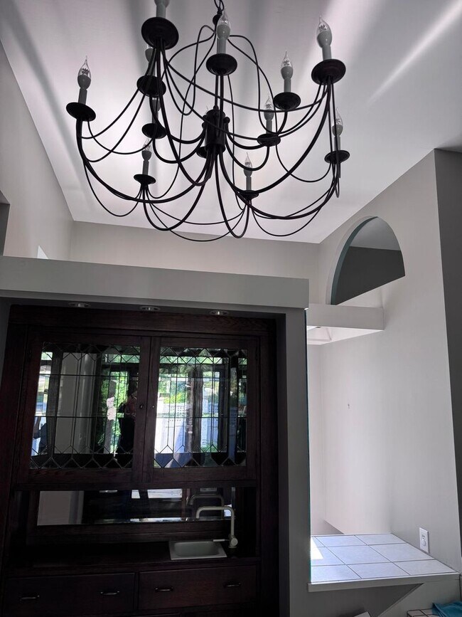 Photo - Historical Duplex - Spacious 3 Bedroom, 2....