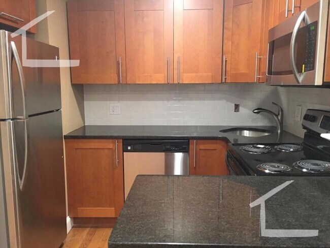 Photo - Great Renovated 1 Bed(basement) - Close to the Green Line (.12mi)