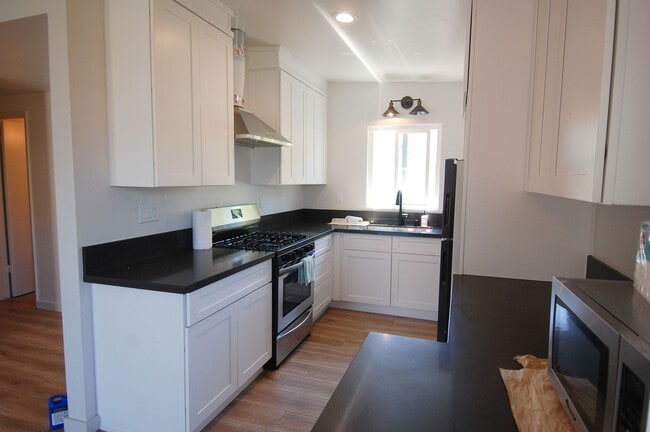 Photo - 234 W Marquita Unit #B