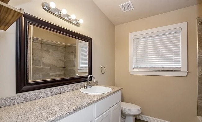 Photo - 4713 Dahlia Ln