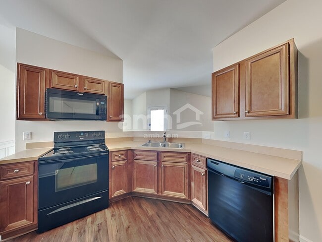 Photo - 2321 King Malcolm Ln