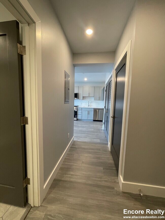 Photo - 365 Western Ave Unidad 612